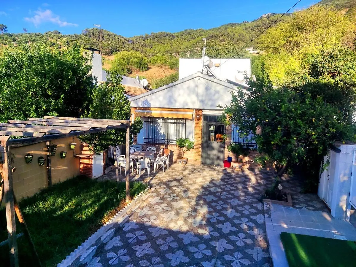 La Casa Del Naturalista El Bosque Semesterbostad