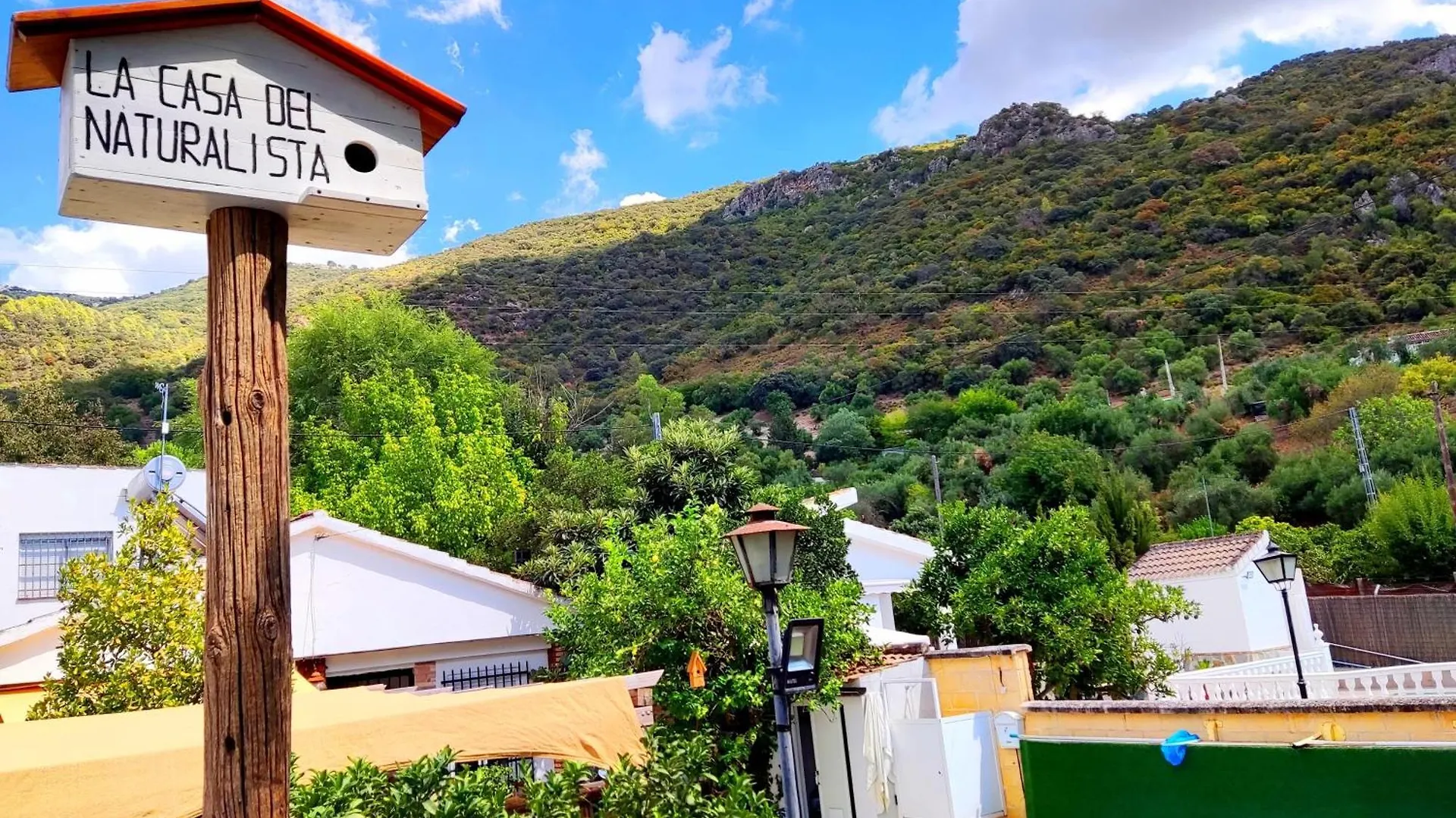 La Casa Del Naturalista El Bosque Semesterbostad